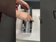 نصب شیشه روی پروفیل آلومینیومی U شکل